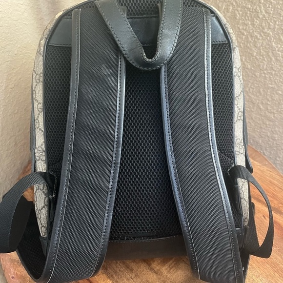 GUCCI SMALL SUPREME EDEN BACKPACK - Picture 2 of 16